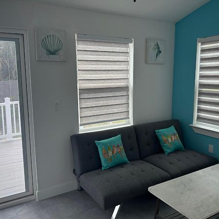 Perfect Getaway-Lovely Cottage House- Near Beaches Nokomis Esterno foto